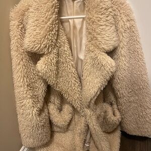 Cream Teddy Jacket with Fuzzy Texture and Oversized Fit